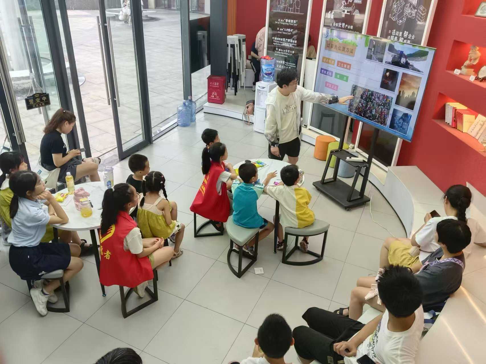 ���������硪����ʵ��֮�У����ഺ֮Լ