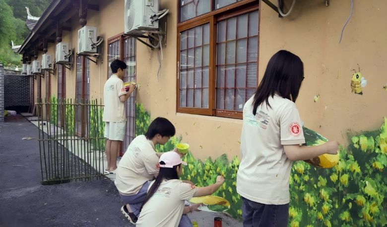 ����ѧԺ��ѧ�����ֻ�ǽ�쾰�����ƽ������Ļ��»���