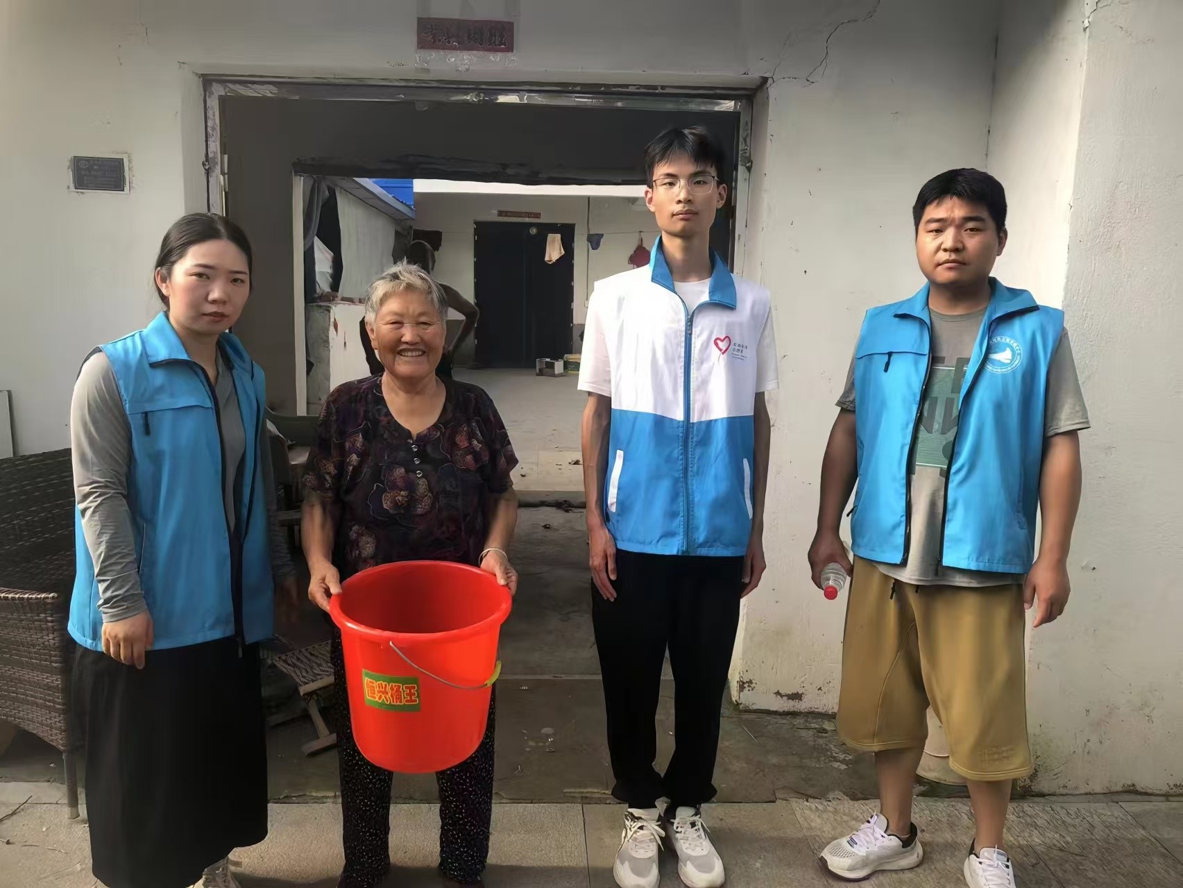 �ذ������壬�������˼�