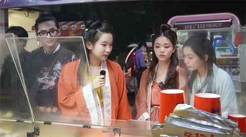 ����ʦ�������ⳡ����ʢ��