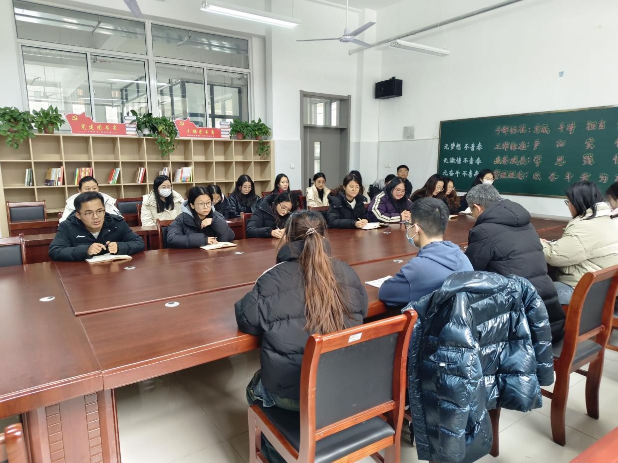 ������̳��ʦ������