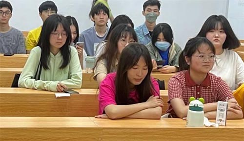 ����ʦ����ѧ��ѧԺ���̶��࿪չ���ڡ�ѧϰ�ι���������������