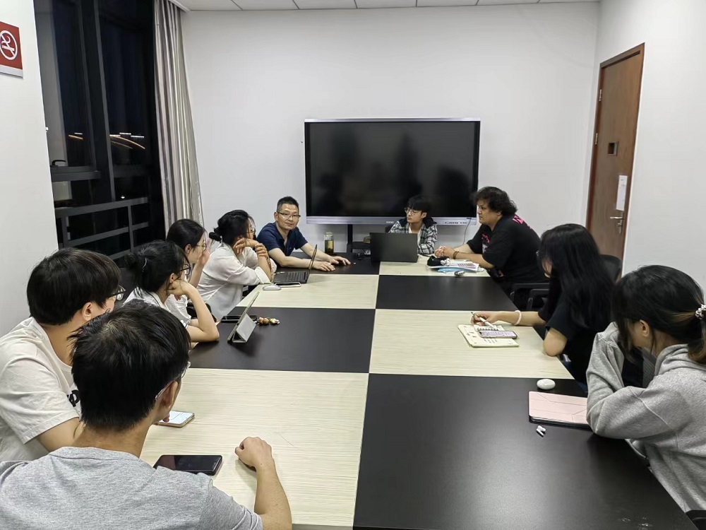 Я�ֲ�����ƪ�£��۽�δ��������