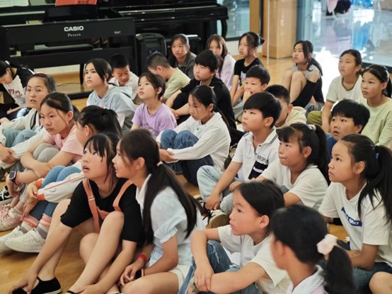 ɽ����ѧ����ѧԺ����ǭ��־Ը������ʵ