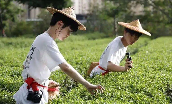 �������ѧ���߽����簲Ϫ ������̬��������֮��