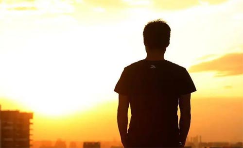 �ж�����