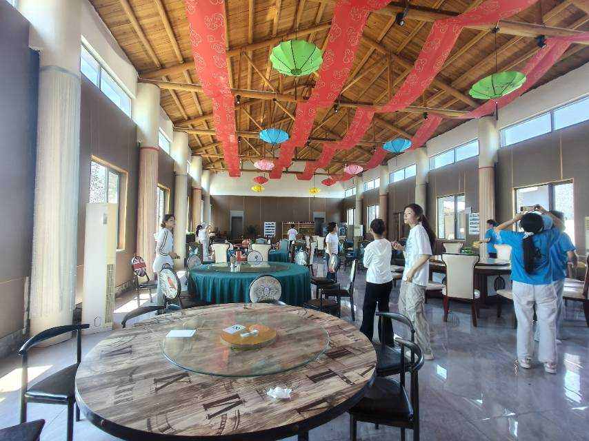 Ѱ��������䣬���뵾������