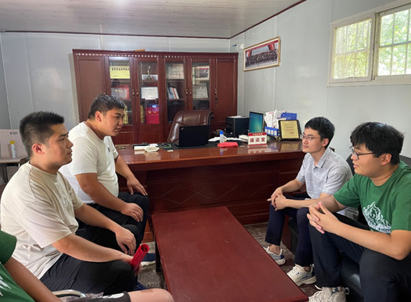 ɽ��������ѧ�����β��ݡ�ʵ���ŵ���˳��԰�ֹ�˾������ľ��ֲʾ