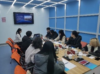 �������󾭽�ѧԺ����ʵ����̽���Ƽ�������ҵ����;��