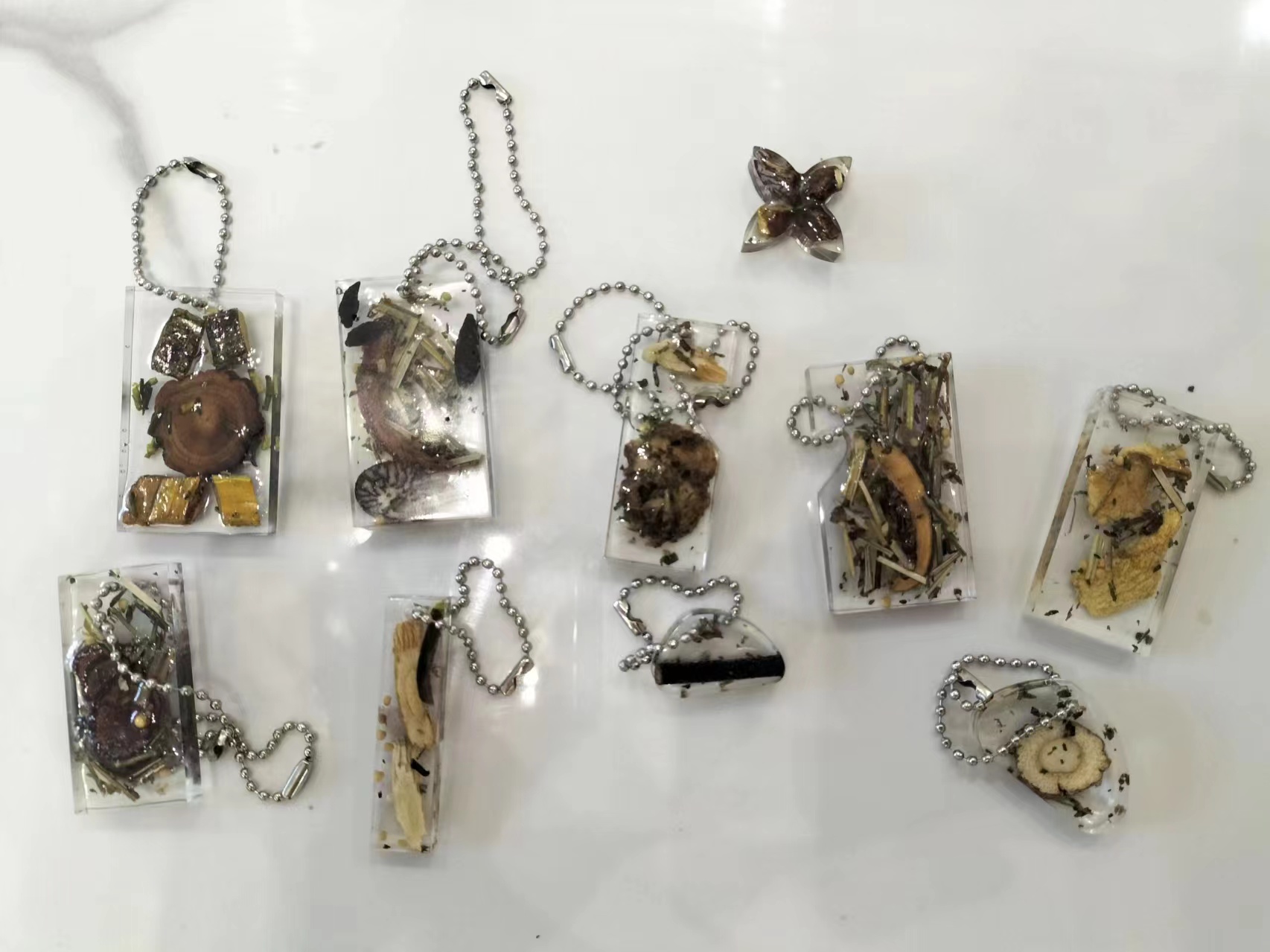 ���Ŵ����ںϱ��ݸ�Ŀ  ���ʵ�������Ļ����С����ӱ���ѧ��ҽ����С����ʵ����