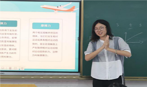 ����չ������������