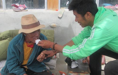 ���ش�ٴ���������ϵȺ�� �ഺ�״�