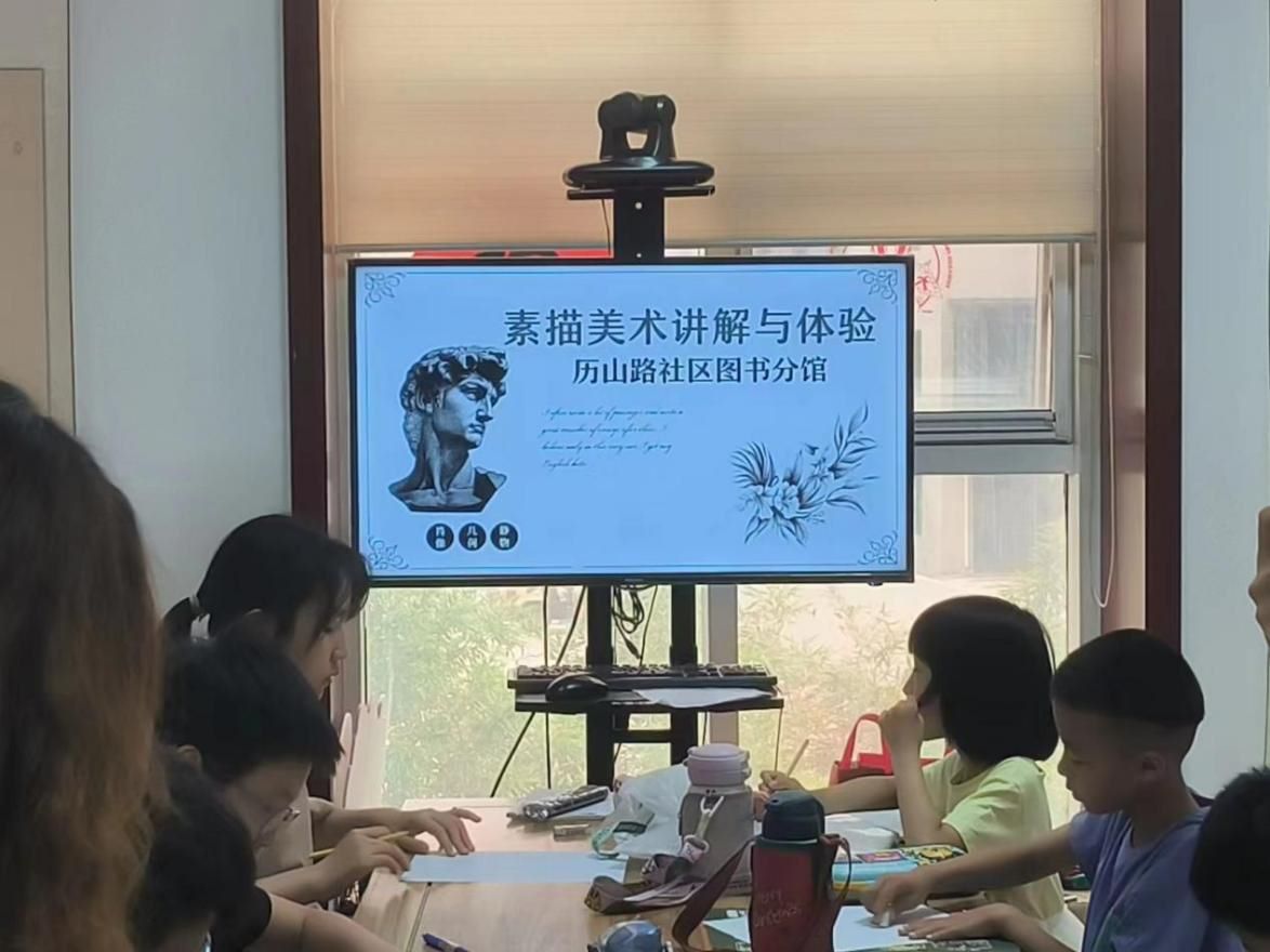 ɽ����ѧ��ϣ��С�ݡ�ͯ�Ļ���԰�����ʵ���ſ�չ��������Ӫ��Ӫ��ʽ