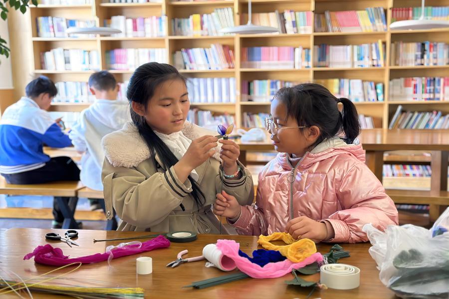 ɽ����ѧ�뻪��������ѧ־Ը��������ں����ؿ�չʵ���