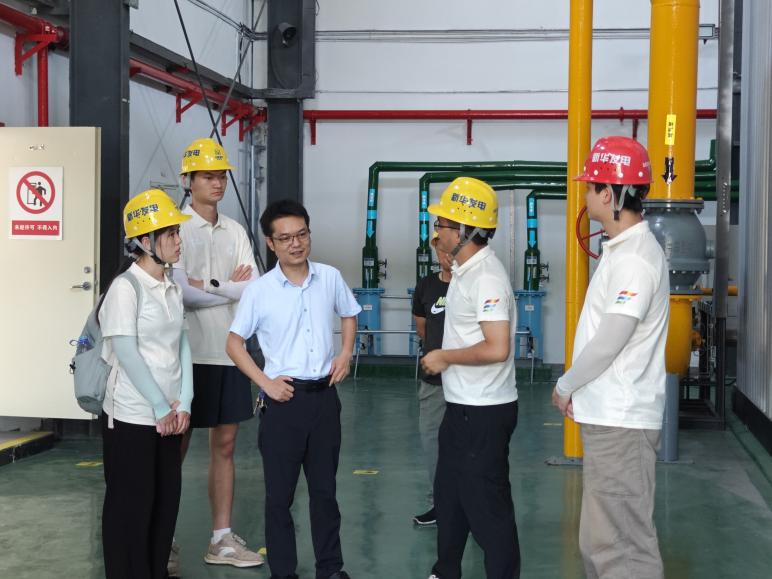 �����ܵ�������˫̼ �ഺʵ��������㡱�������ϿƼ���ѧ��ľ����ѧԺ˶�����ڿƼ������Ÿ���ˮ���»���Դ��չ���޹�˾���м�ʵ