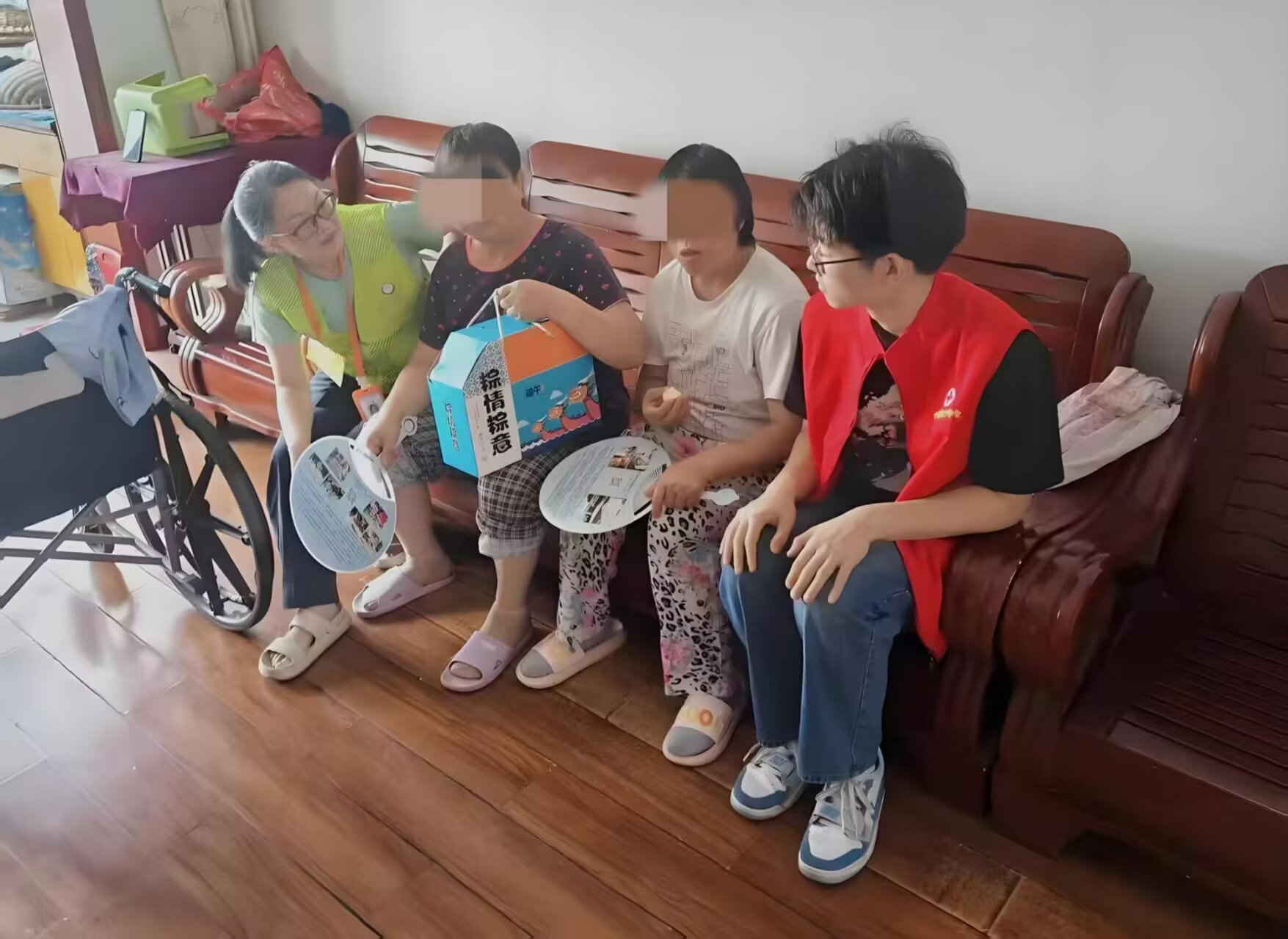 ���㴫�飬�ذ�ͬ�� �������������Σ�ҽ·�ػ���ϵ�ж���ů�ĻԲ������