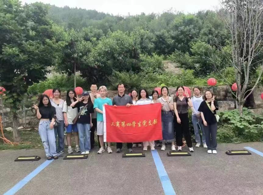 �ഺ������Ұ�� ������ʵ�������������