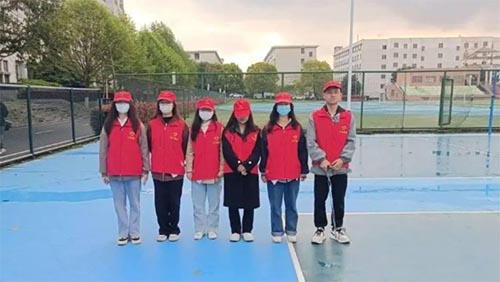 ������У԰��־Ը������