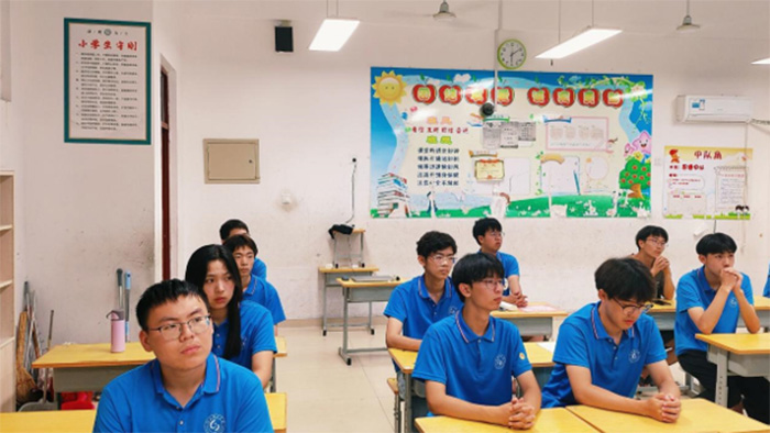 ɽ����ѧ�������磺�ػ�ͯ�ģ��ŷ�����