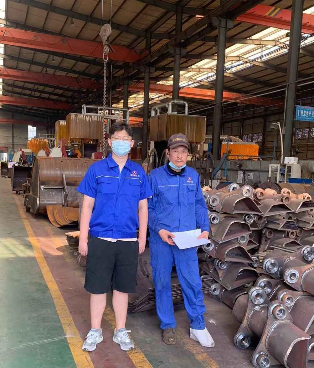 ������ѧѧ����־���μ���ҵ�ι�ʵϰʵ���