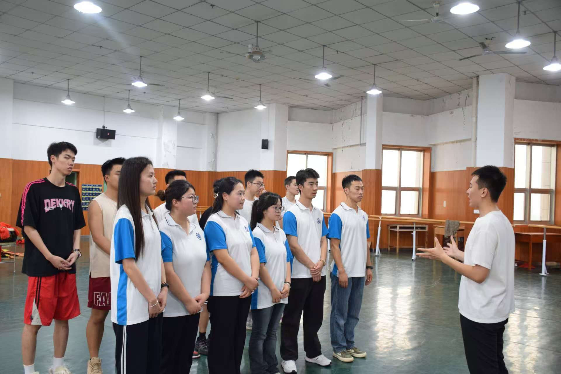 ������Ժ ���������� н���ഫ�� ���ʵ���ţ�����ս���Ļ�������