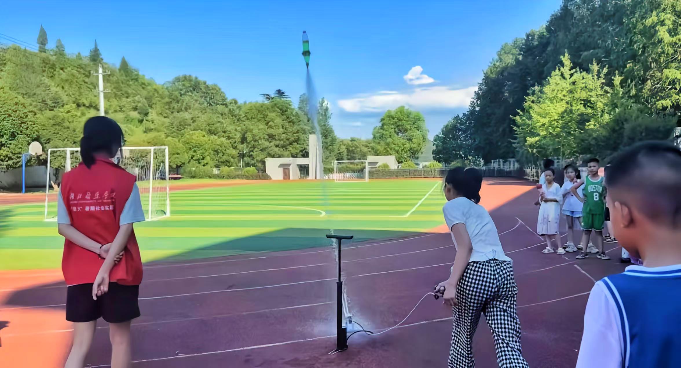 ����ҽҩѧԺ���ǻ�ʵ���������磺һ��һ��������һˮһ��ů