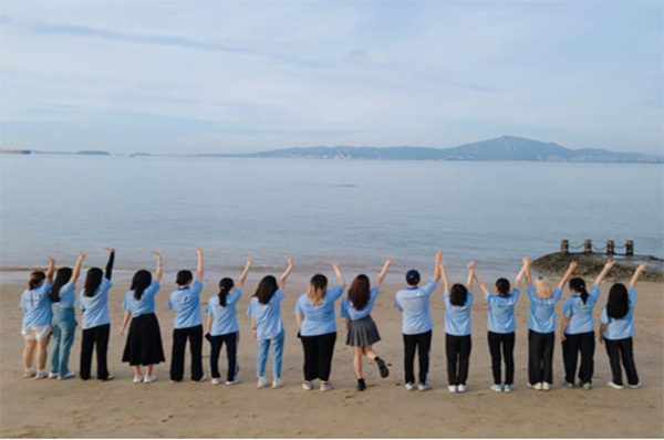 ���Ŵ�ѧ�����������Ź���֧�̶ӣ�ʮ��֮Լ���ð��ػ�