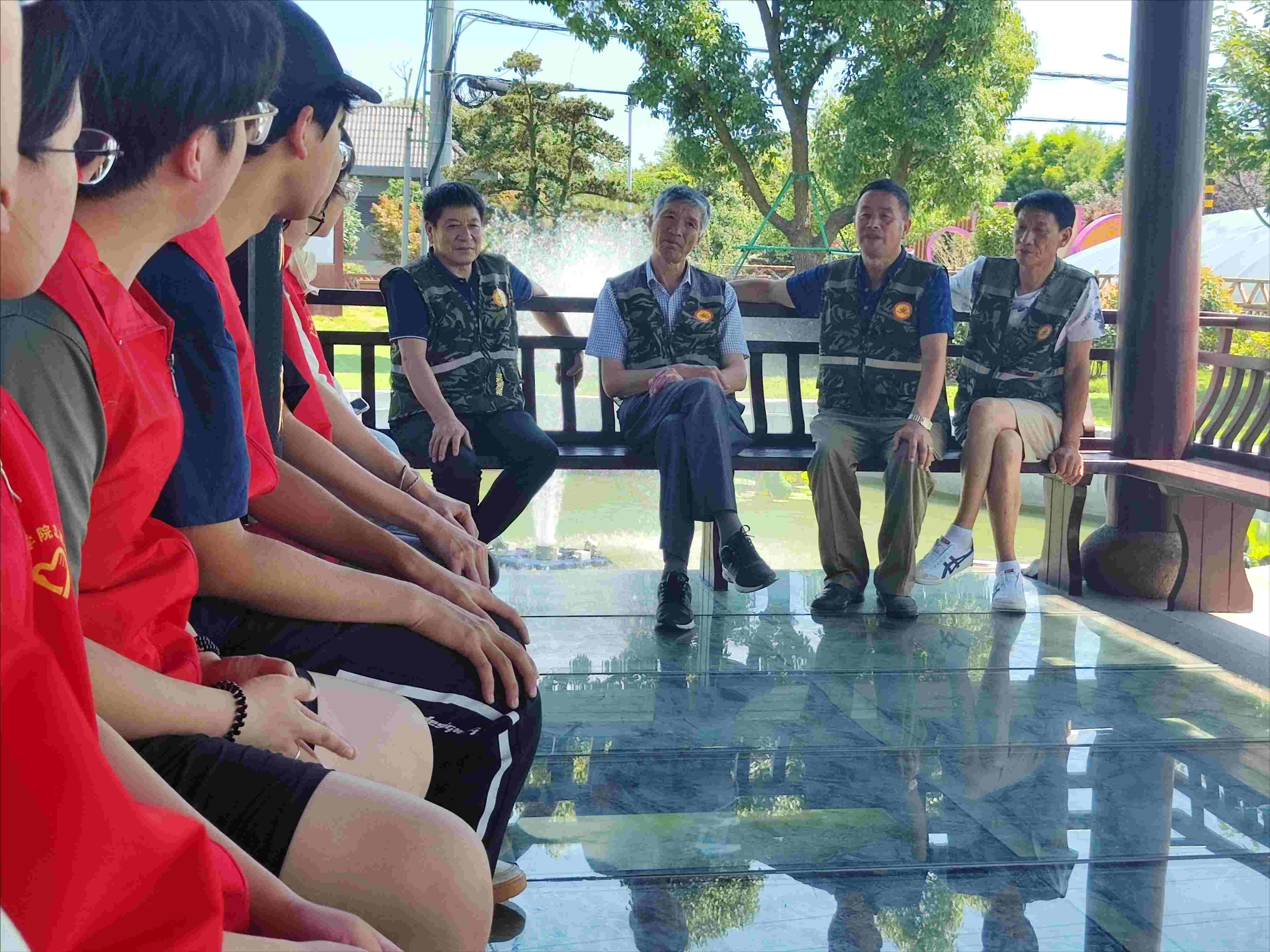 ������ѧʵ���ӣ�̽�ò賧�壬�ذ�Խս�ϱ�