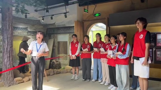 Ȫʦѧ�Ӵ��г������񣬼ᶨ�ߺ���ʱ��������·��