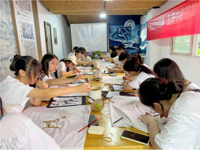 Ⱦ�����໨�����Ļ���ɫ��������ҽѧԺ���㰮�����½��������߱�