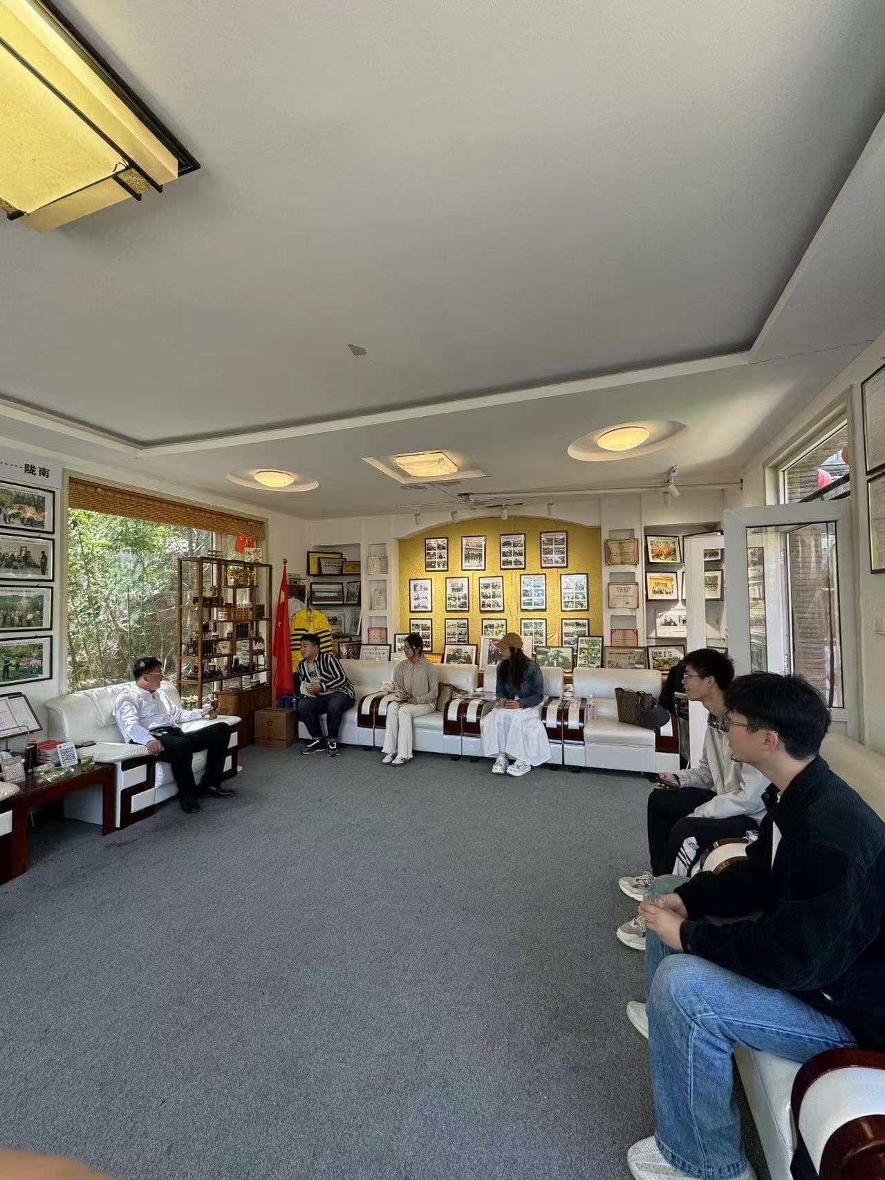 ����ѧ�����ڡ������硱----��ɽ��լ�л����ҵ�����������