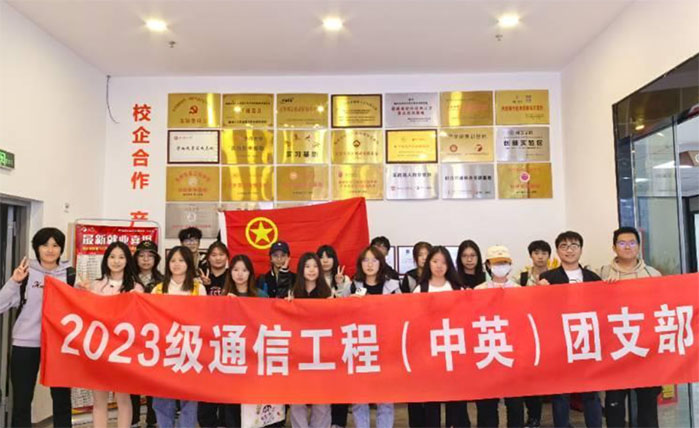 �������С�񡱱��С��Ϸ���������