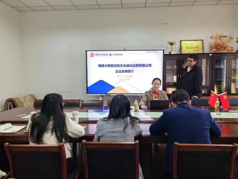 У��Я��ı��չ����ϵѧ��ı����