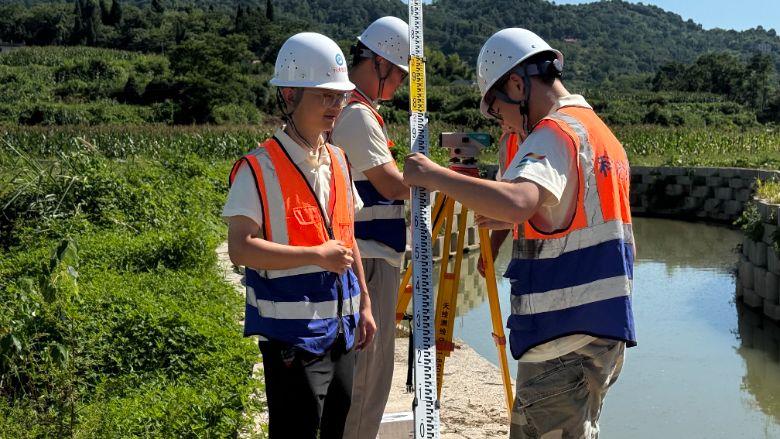 ���˴���ñ�Ӻ�ī��AI ���ɵ����ݿ��ܲ���ȷ��