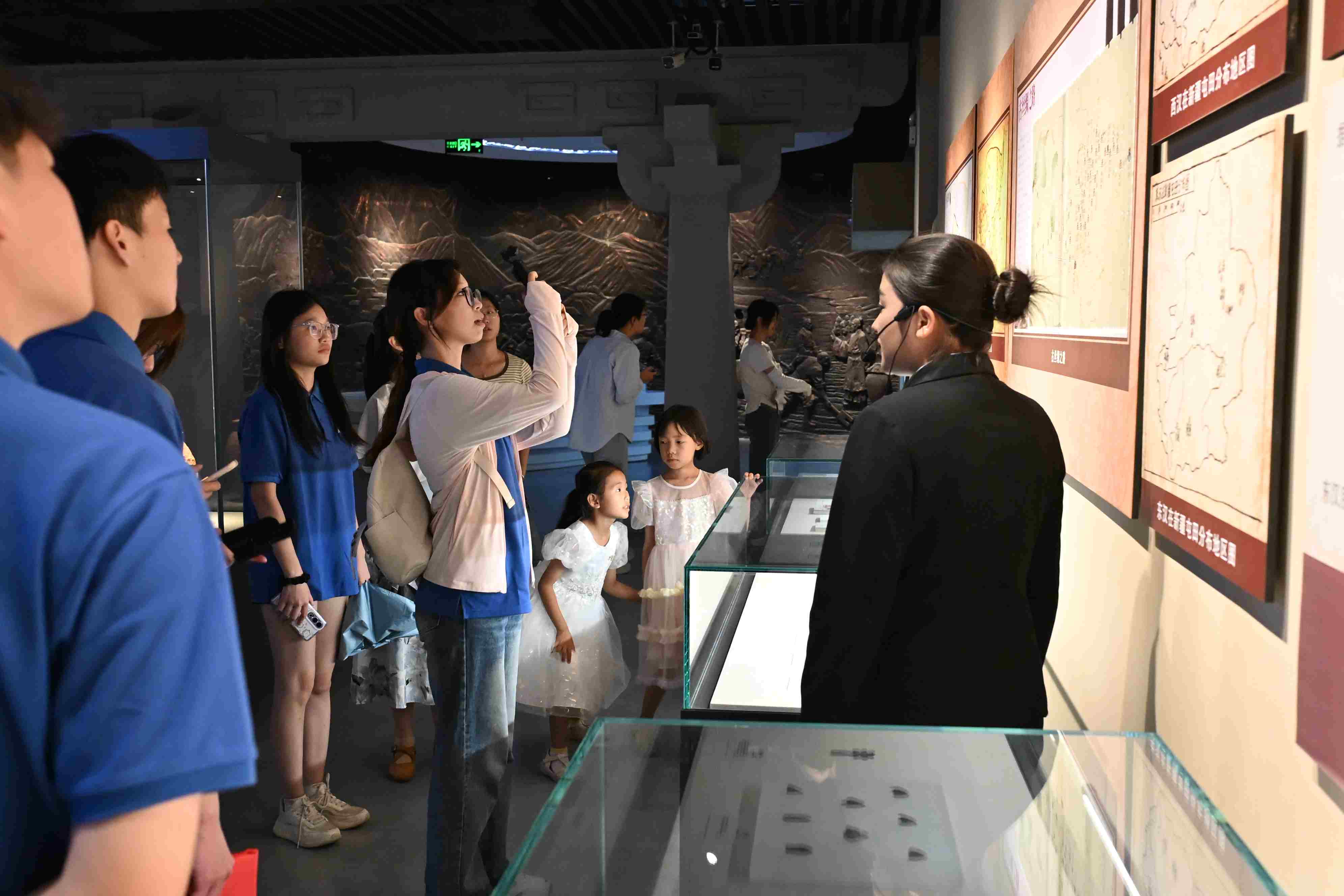 ����ͷ��ͬ�ġ����������Ͻ��С� �����Ž�ʵ���������������ʵ