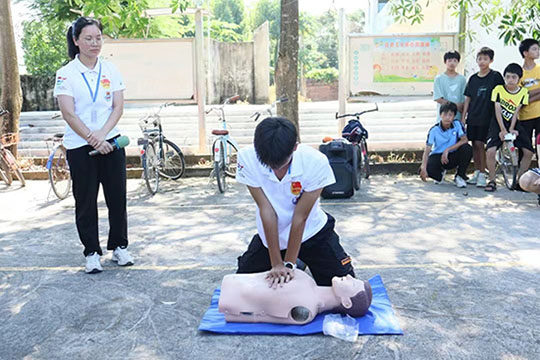 ����ѿ�����ʵ�������⴨����׺���Ϻ���ѧ��չ�����𡢷��硢����ˮ������