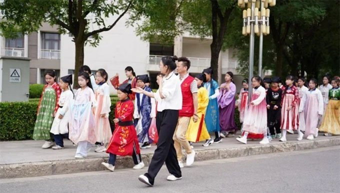 ʫ�ϳ�����ͯ�� ���渳��������