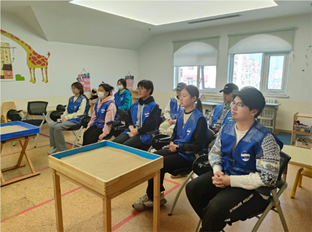 ����ҹ�����������ǡ����ð�ӵ���¶�֢��֮ͯ��