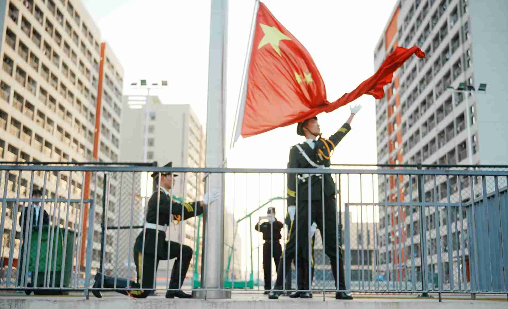 ���ﰮ�����������ഺ�ܽ�����:��ҽ��Ժ�ٴ�ϵ����֧Ϊ��������������ʽ