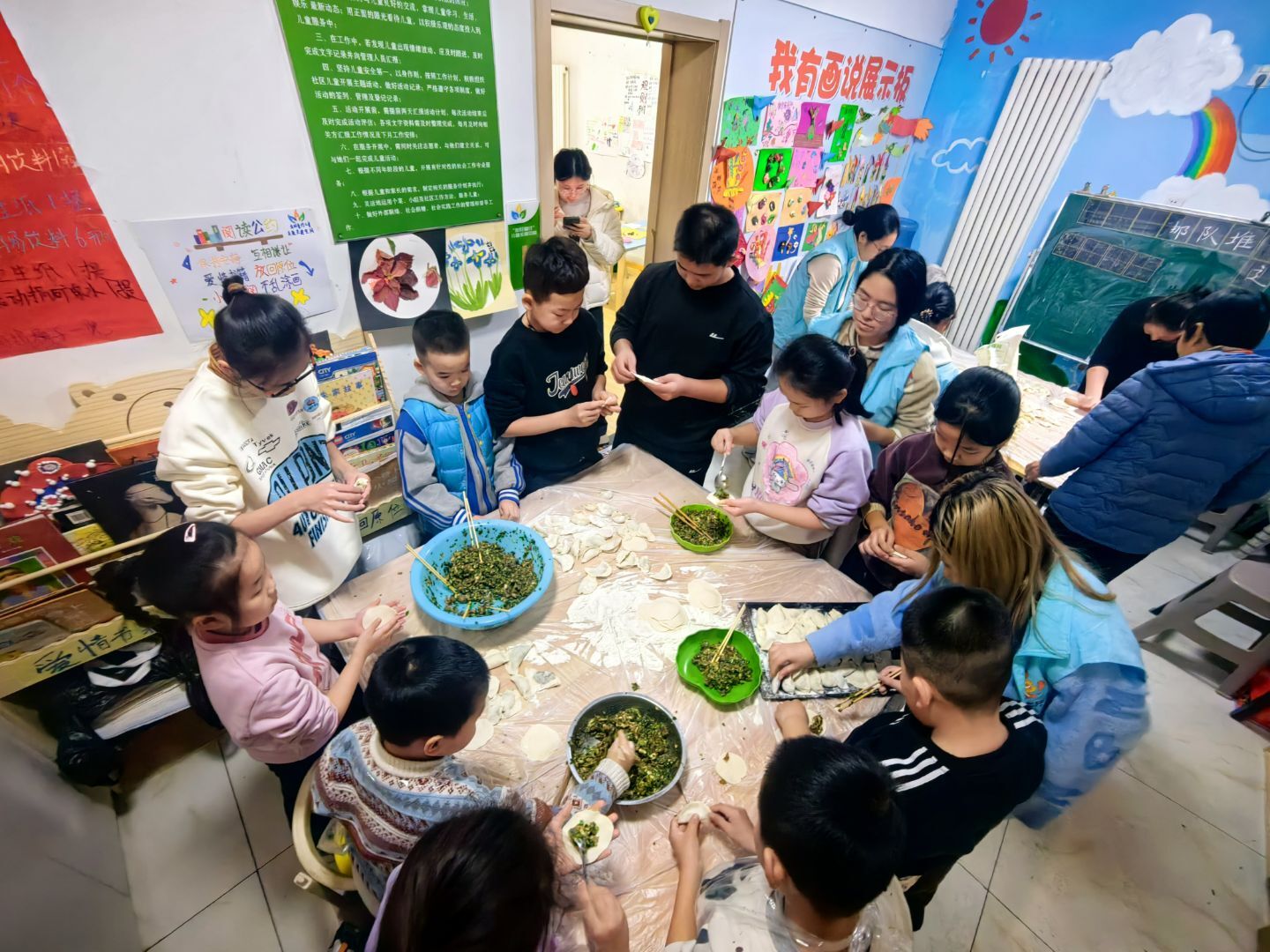 ɽ������С������Ȥ���õ����죺����ͯ����С��