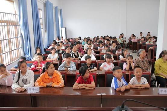 ɽ����ѧ����ǭ��־Ը����ӡ��߲ʼ��ڡ��ػ����ʵ