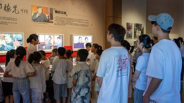 �������ǲʣ����������¡�������������ѧҽѧԺ���â־Ը�����Ÿ����쿪չ���ڡ������硱���ʵ���