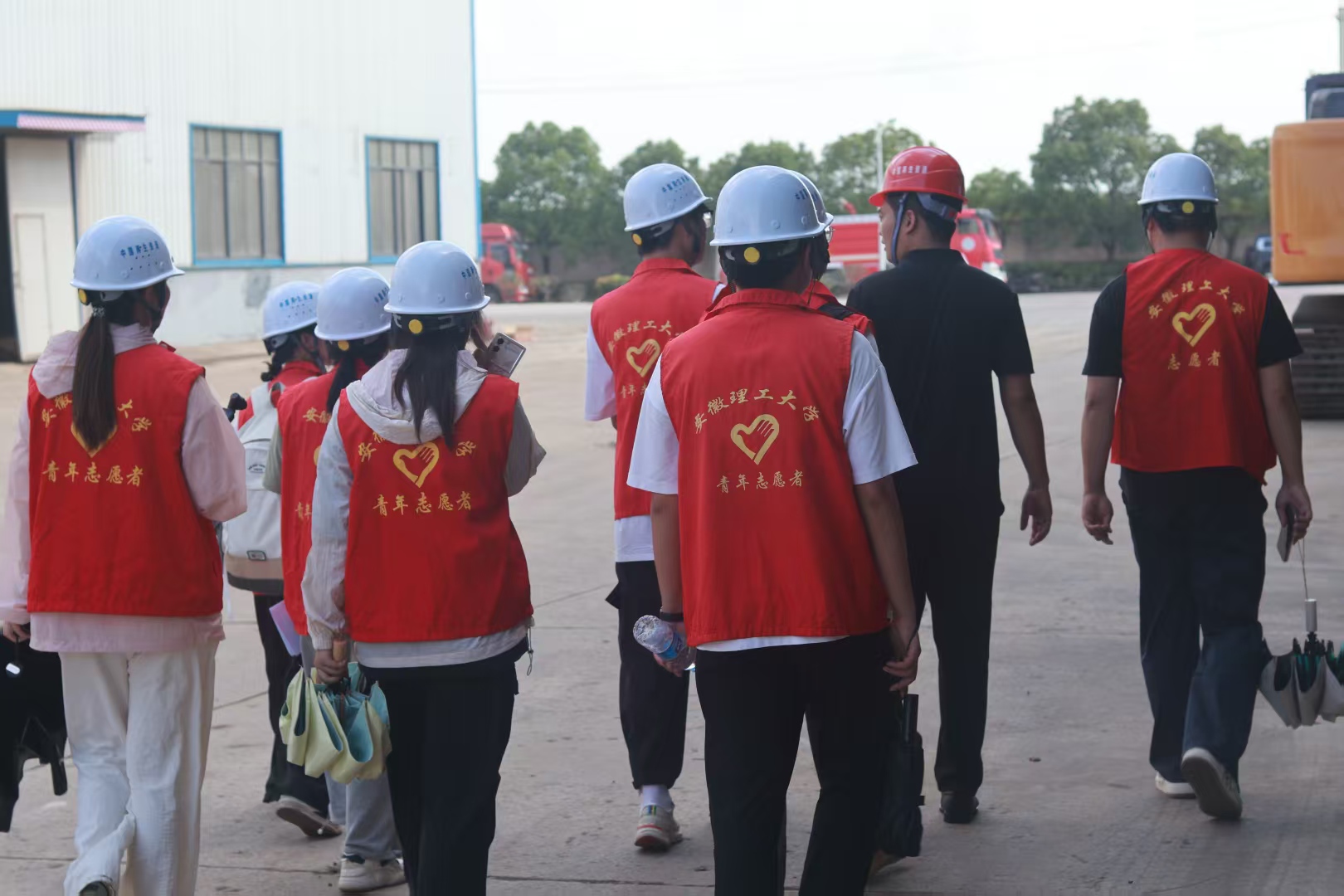 ��ɫת�������������