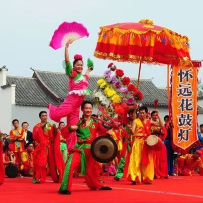 ����ʦ����ѧ����ѧԺ����Զ�غ����������塰�������Ѱ���ţ��ഺ���ܻ��ĵơ����������괫�У�������Ϣ��