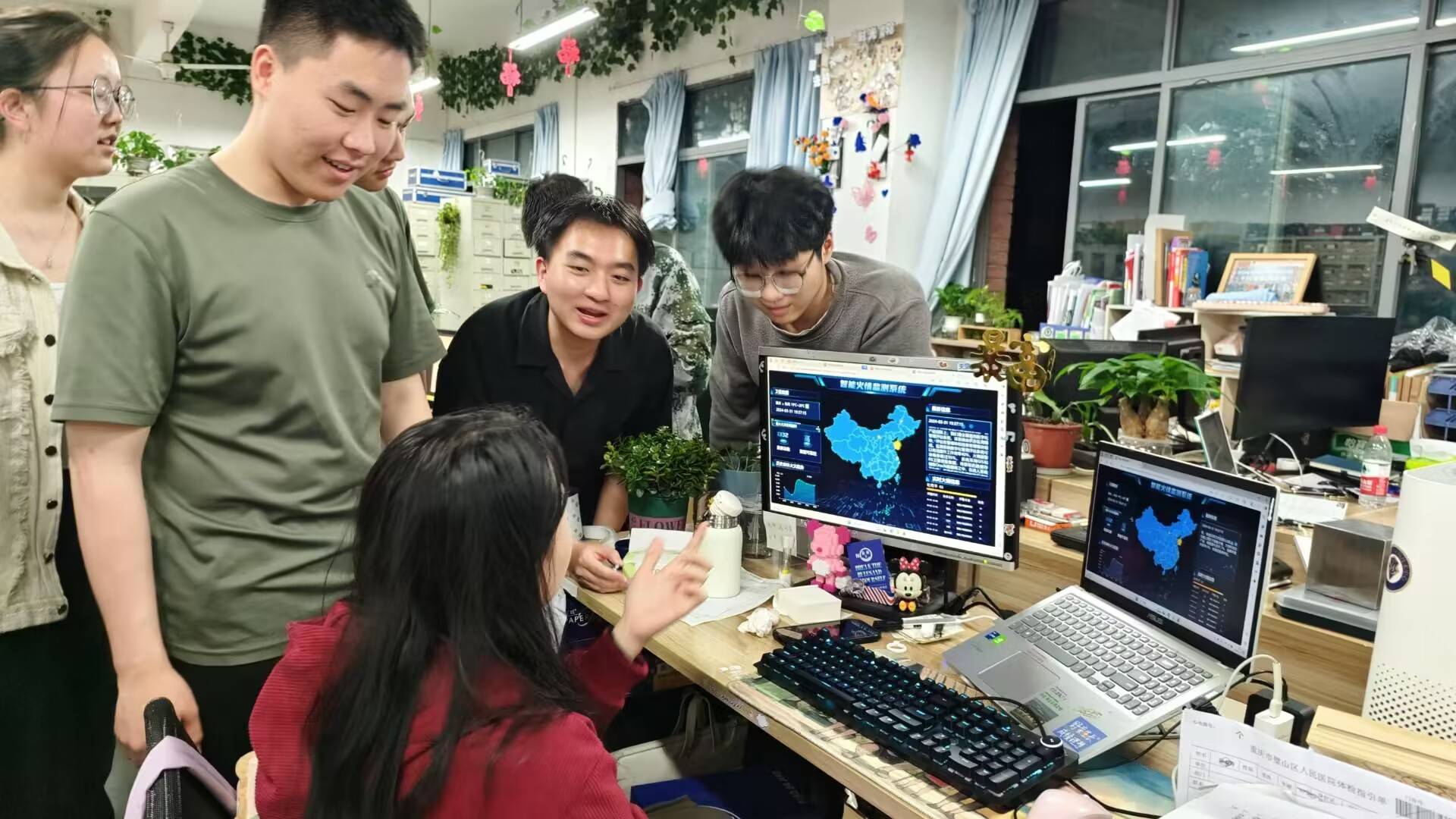 �𾪣������������ܻ�����ϵͳ��������Ⱥ��ѧ������