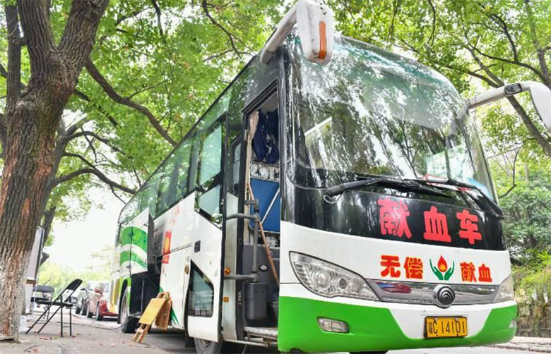 ��Ѫ��פУ԰�أ����ĳ�ӿѧ���顪�����ϿƼ���ѧ���ഺ��Ѫ������������޳���Ѫ�˳��