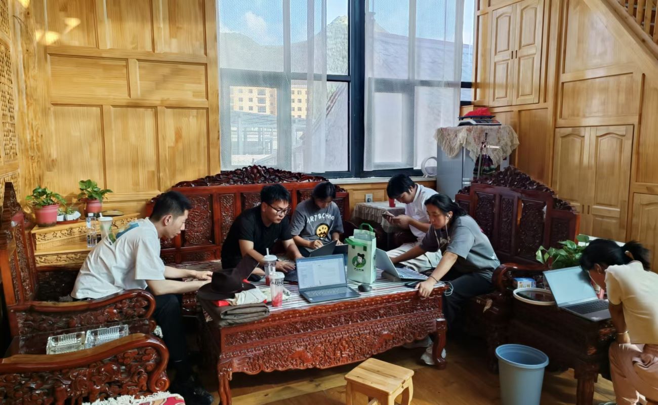 ���������ѧ��������ѧԺ�������ʵ���ŶӸ��ĺ��ؿ�չ���ּ��ֵ���ʵ��