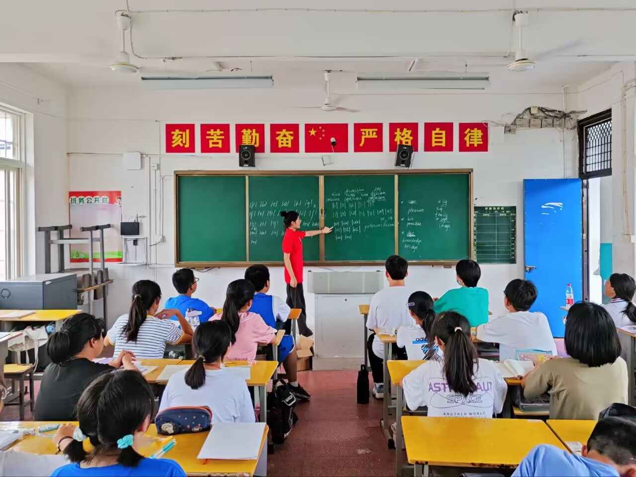 ������Ǳ�ģ����̡�����Զ