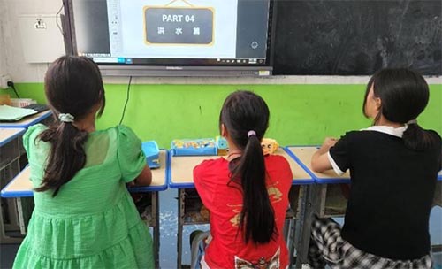 ���鴫��ǧ���һ�ų��ĸ�����