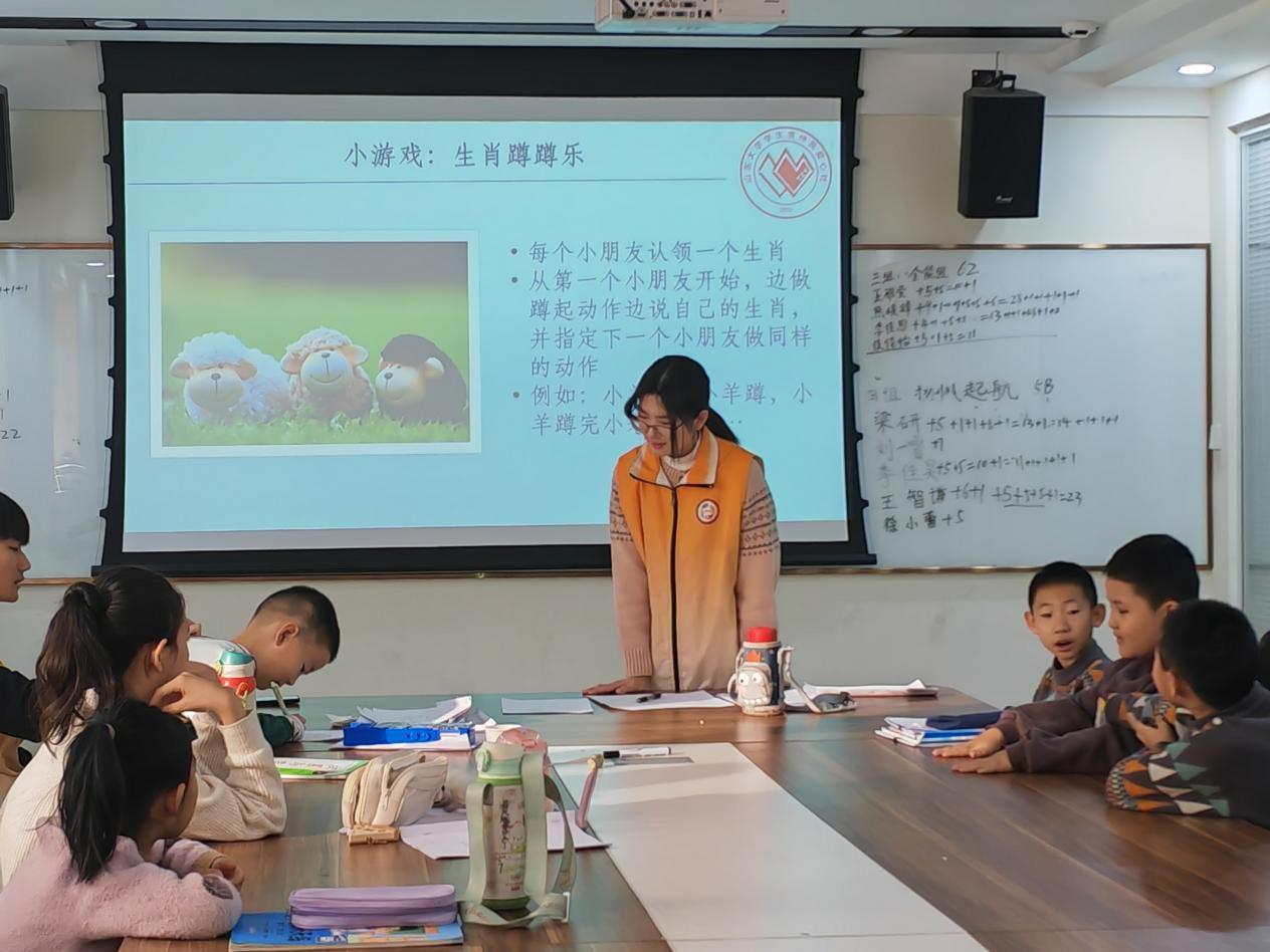 ɽ��������Ȥ���á�С���񡱶���ӪԲ����Ӫ